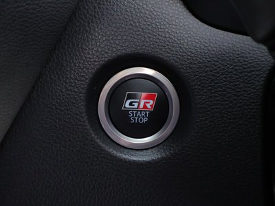 صورة 20 لـ 2023 Toyota GR COROLLA