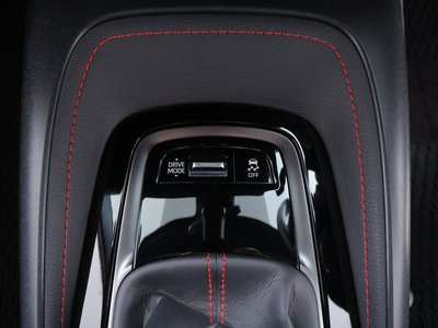صورة 24 لـ 2023 Toyota GR COROLLA