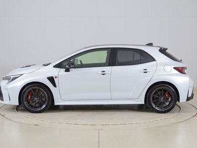 صورة 41 لـ 2023 Toyota GR COROLLA