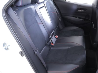 صورة 36 لـ 2023 Toyota GR COROLLA