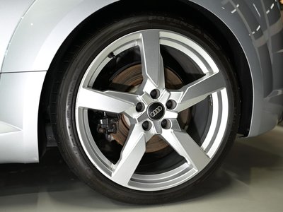صورة 37 لـ 2017 AUDI TT RS COUPE