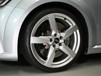 صورة 35 لـ 2017 AUDI TT RS COUPE