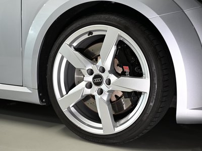 صورة 41 لـ 2017 AUDI TT RS COUPE