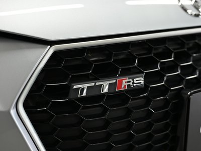 صورة 12 لـ 2017 AUDI TT RS COUPE