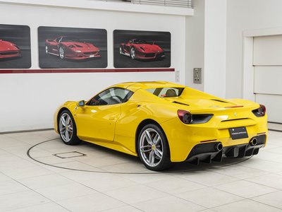 2016 Ferrari 488 SPIDER — фото 12