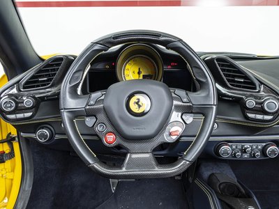 2016 Ferrari 488 SPIDER — фото 16