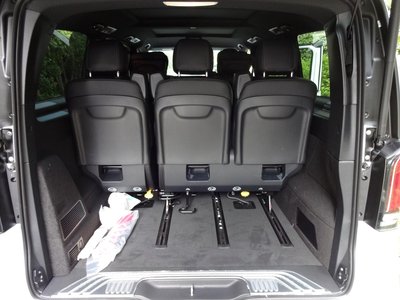 2026 Mercedes-BENZ V-CLASS photo 11