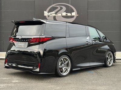 2023 Toyota ALPHARD — фото 2