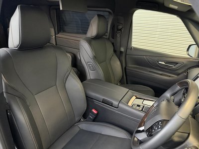 2023 Toyota ALPHARD — фото 17