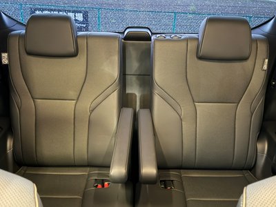 2023 Toyota ALPHARD — фото 19