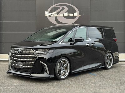 2023 Toyota ALPHARD — фото 1