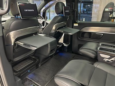 2023 Mercedes-BENZ V-CLASS photo 6