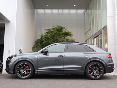 2023 AUDI Q8 thumbnail 5