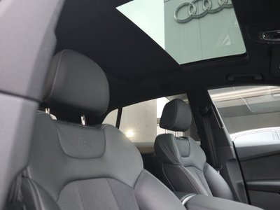 2023 AUDI Q8 thumbnail 16