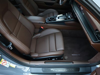 صورة 49 لـ 2025 Porsche 911