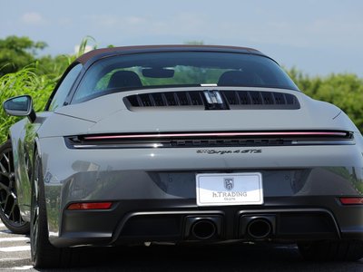 صورة 33 لـ 2025 Porsche 911