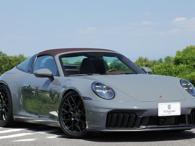 صورة 17 لـ 2025 Porsche 911