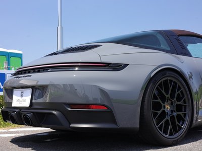 صورة 86 لـ 2025 Porsche 911