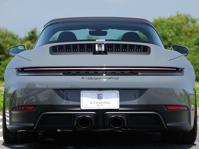 صورة 27 لـ 2025 Porsche 911