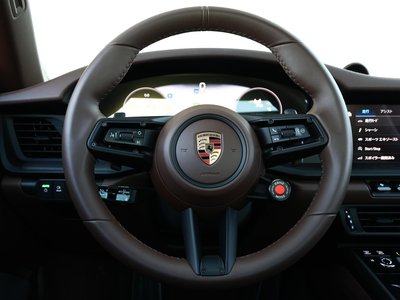 صورة 57 لـ 2025 Porsche 911