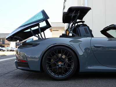 صورة 75 لـ 2025 Porsche 911