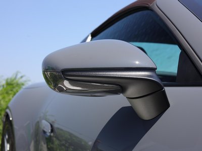 صورة 20 لـ 2025 Porsche 911