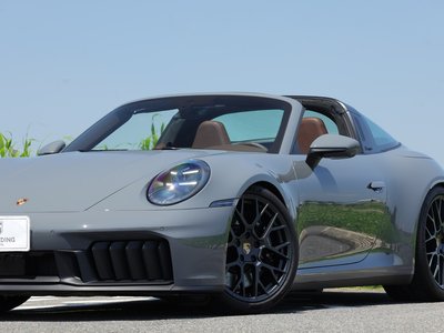 صورة 84 لـ 2025 Porsche 911