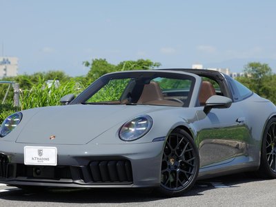صورة 23 لـ 2025 Porsche 911