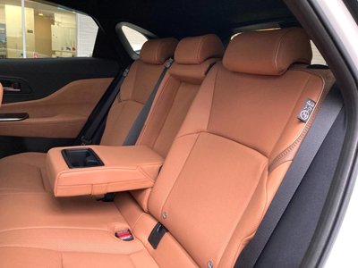 صورة 45 لـ 2024 Toyota CROWN SPORT