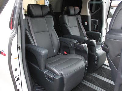صورة 24 لـ 2019 Toyota ALPHARD