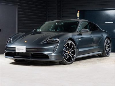 2024 Porsche TAYCAN photo 1