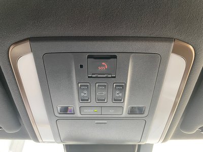 صورة 24 لـ 2023 Toyota ALPHARD