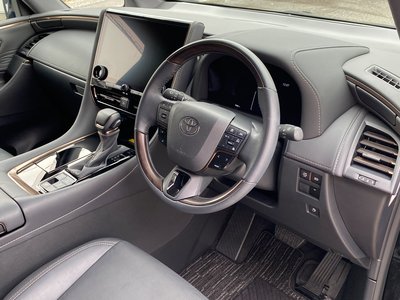 صورة 10 لـ 2023 Toyota ALPHARD