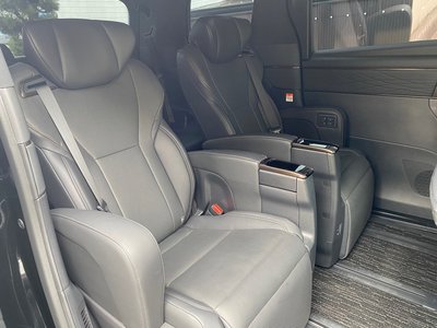 صورة 45 لـ 2023 Toyota ALPHARD