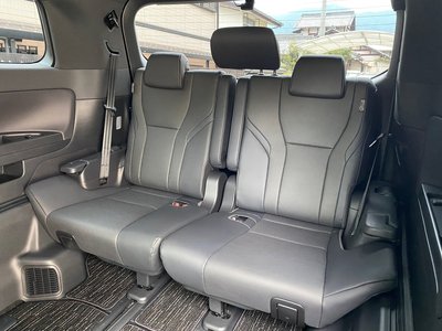 صورة 57 لـ 2023 Toyota ALPHARD