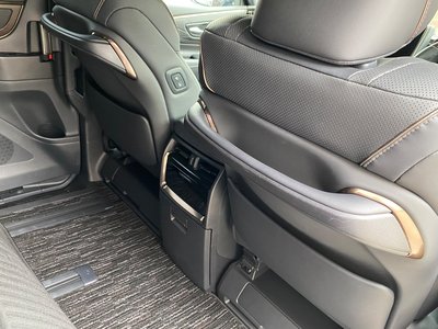 صورة 47 لـ 2023 Toyota ALPHARD