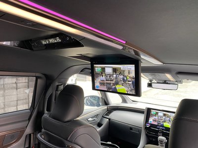 صورة 44 لـ 2023 Toyota ALPHARD