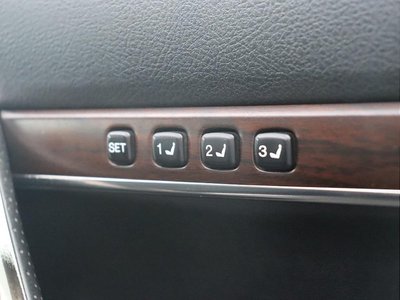 2016 Toyota LAND CRUISER 200 photo 45