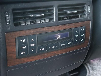 2016 Toyota LAND CRUISER 200 photo 41