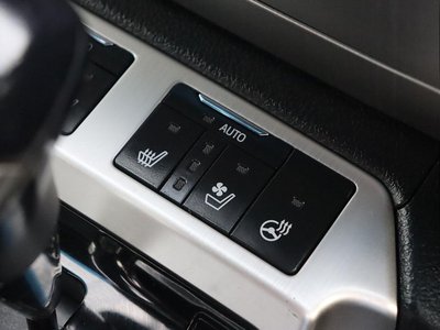 2016 Toyota LAND CRUISER 200 photo 25