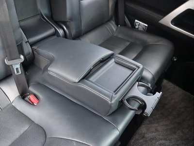 2016 Toyota LAND CRUISER 200 photo 29