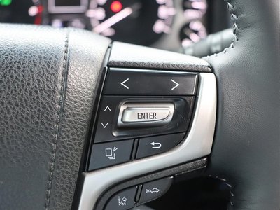 2016 Toyota LAND CRUISER 200 photo 32
