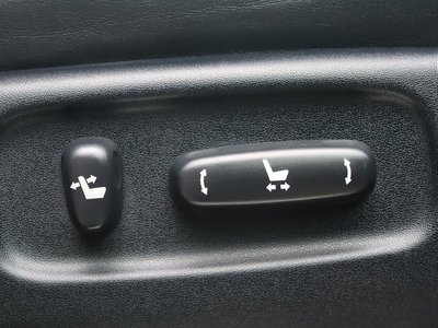 2016 Toyota LAND CRUISER 200 photo 20