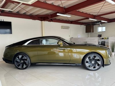 صورة 14 لـ 2024 ROLLS-ROYCE SPECTRE