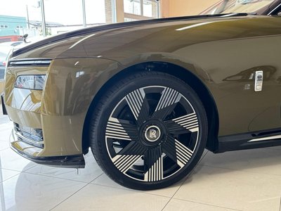 صورة 7 لـ 2024 ROLLS-ROYCE SPECTRE