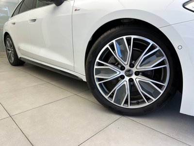 صورة 10 لـ 2025 AUDI A5 AVANT