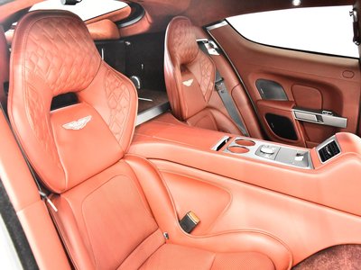 2015 Aston Martin RAPIDE — фото 4