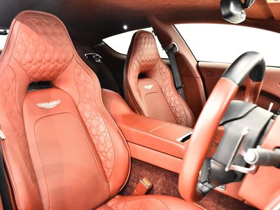 2015 Aston Martin RAPIDE — фото 11