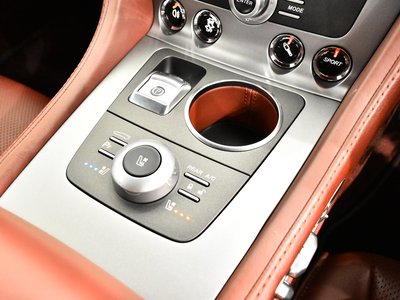2015 Aston Martin RAPIDE — фото 15