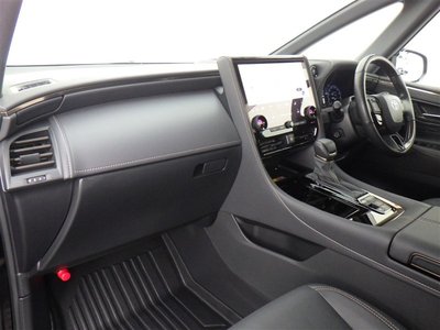 صورة 26 لـ 2024 Toyota ALPHARD